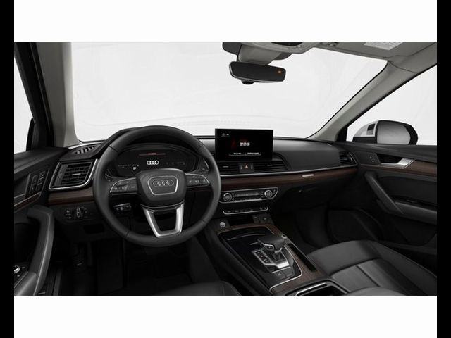 2025 Audi Q5 Premium