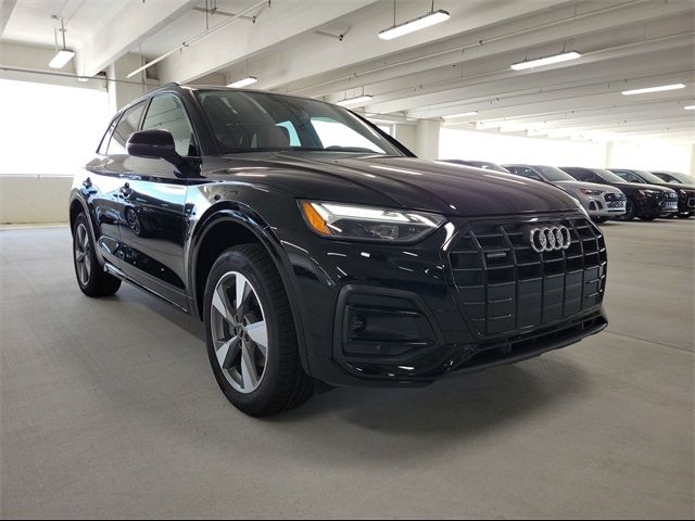 2025 Audi Q5 Premium