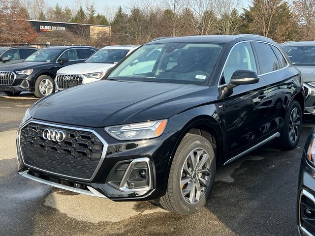 2025 Audi Q5 S Line Premium