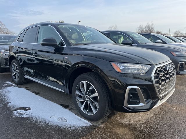 2025 Audi Q5 S Line Premium