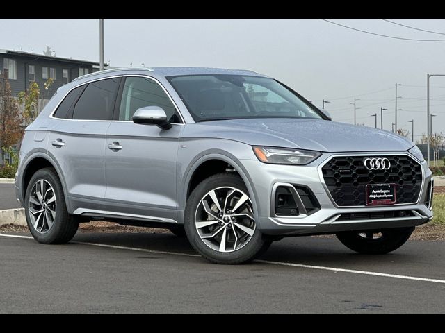 2025 Audi Q5 S Line Premium