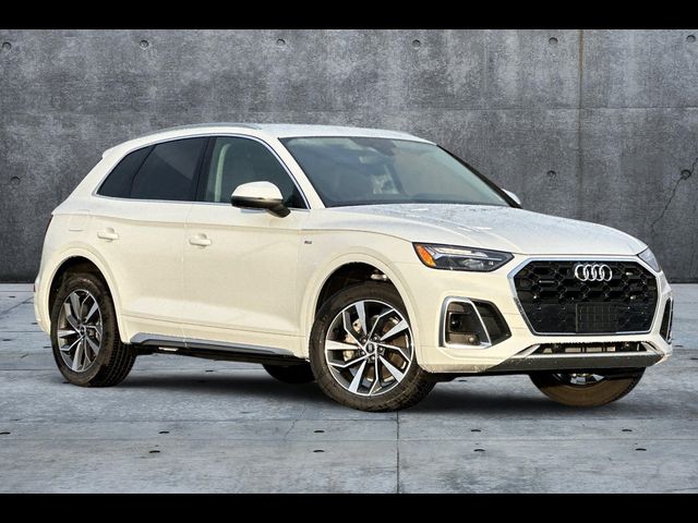 2025 Audi Q5 S Line Premium