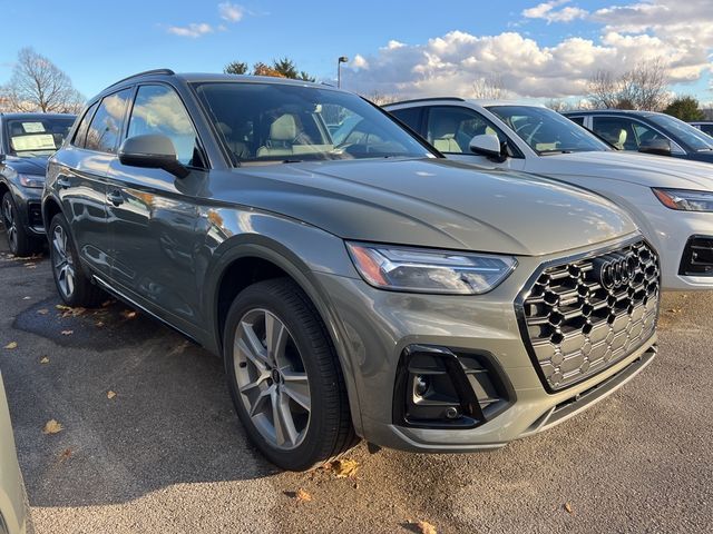 2025 Audi Q5 S Line Premium