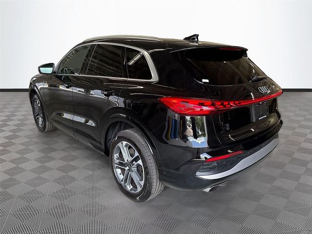 2025 Audi Q5 Premium