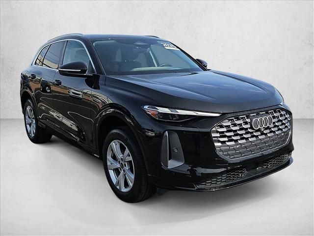 2025 Audi Q5 Premium
