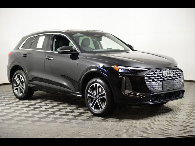 2025 Audi Q5 Premium