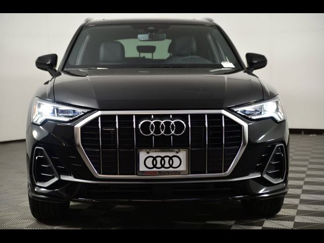 2025 Audi Q5 Premium
