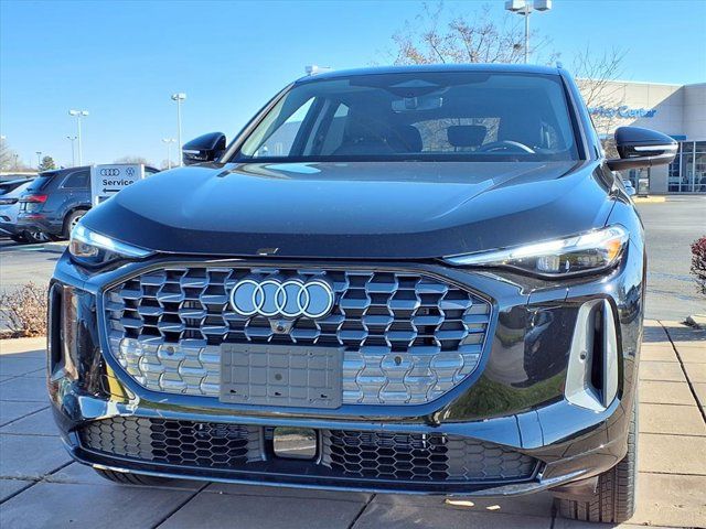 2025 Audi Q5 Premium