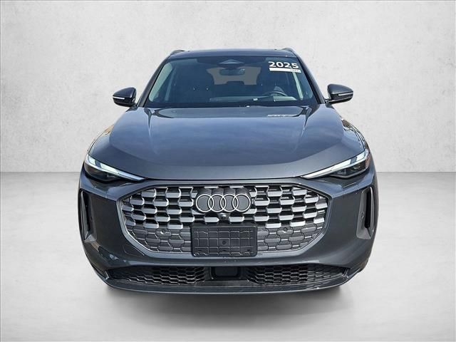 2025 Audi Q5 Premium