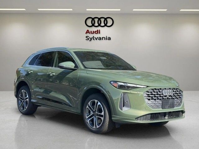 2025 Audi Q5 Premium