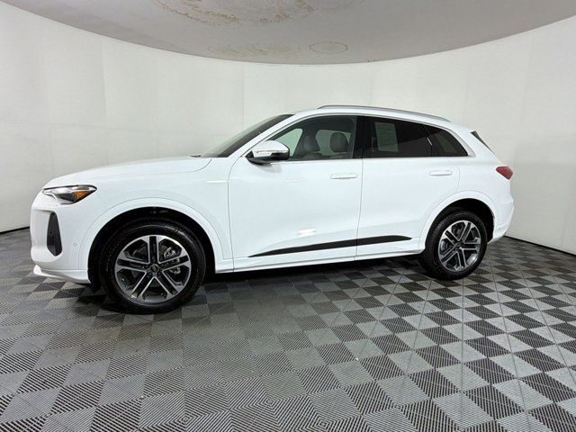 2025 Audi Q5 Premium