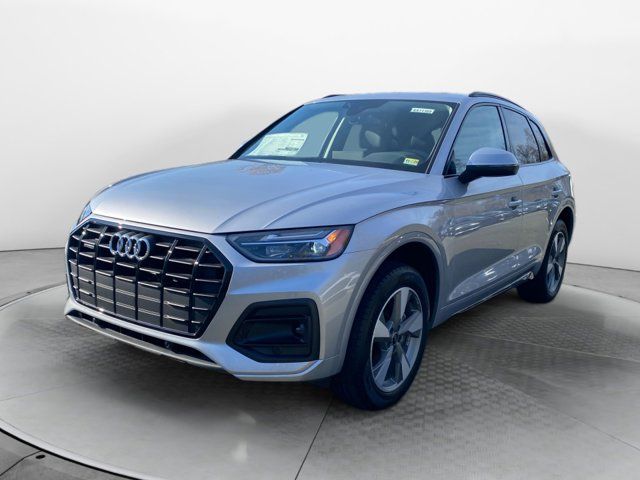 2025 Audi Q5 Premium