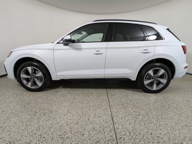 2025 Audi Q5 Premium