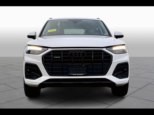 2025 Audi Q5 Premium