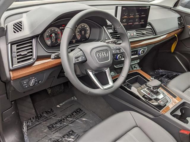 2025 Audi Q5 Premium