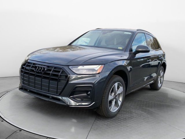 2025 Audi Q5 Premium