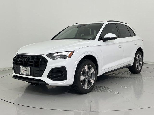 2025 Audi Q5 Premium