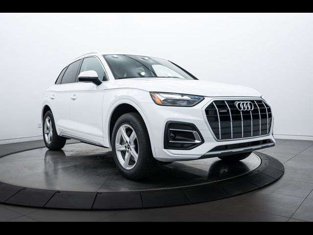 2025 Audi Q5 Premium