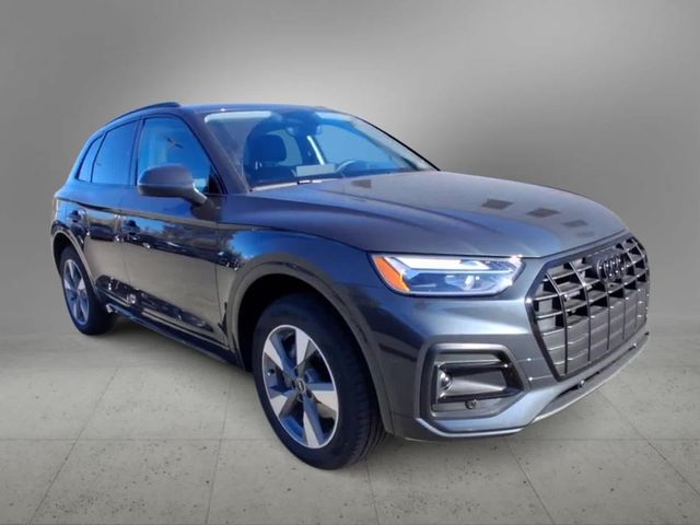 2025 Audi Q5 Premium