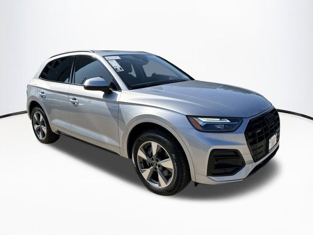 2025 Audi Q5 Premium