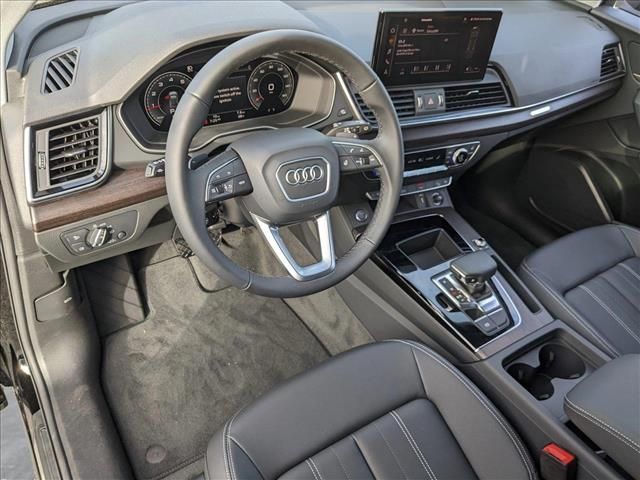 2025 Audi Q5 Premium