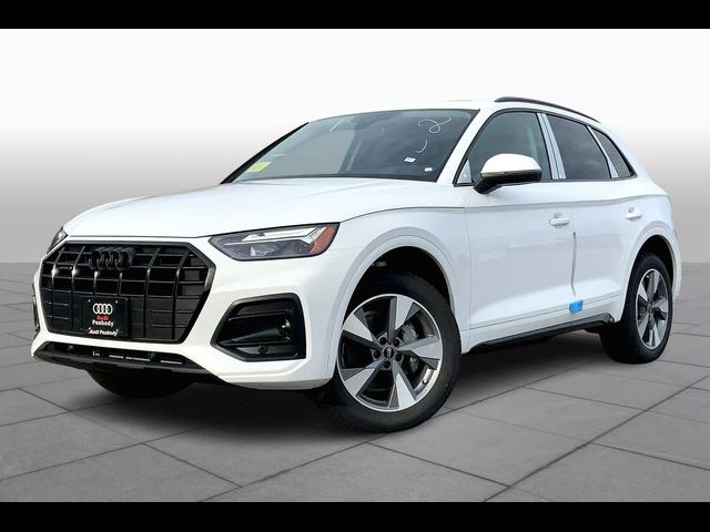 2025 Audi Q5 Premium