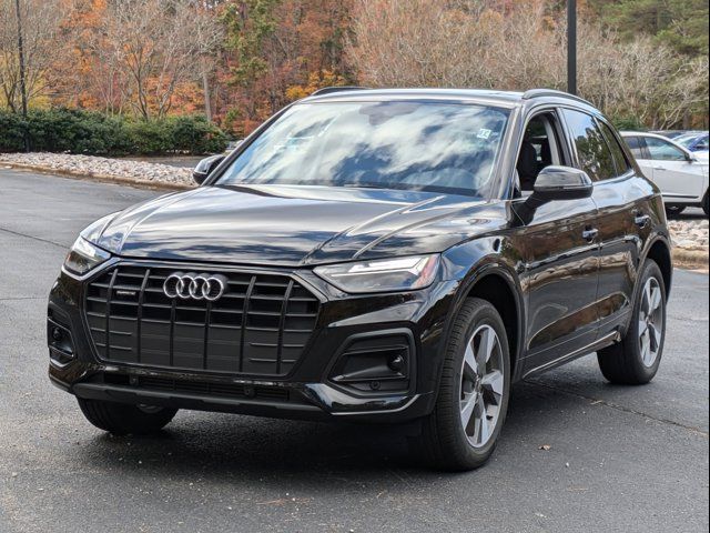 2025 Audi Q5 Premium