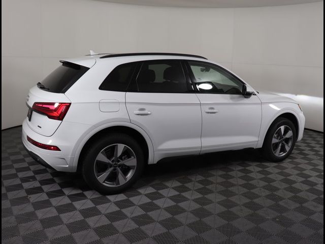 2025 Audi Q5 Premium