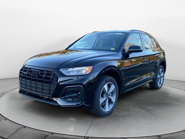 2025 Audi Q5 Premium