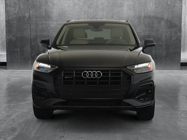 2025 Audi Q5 Premium