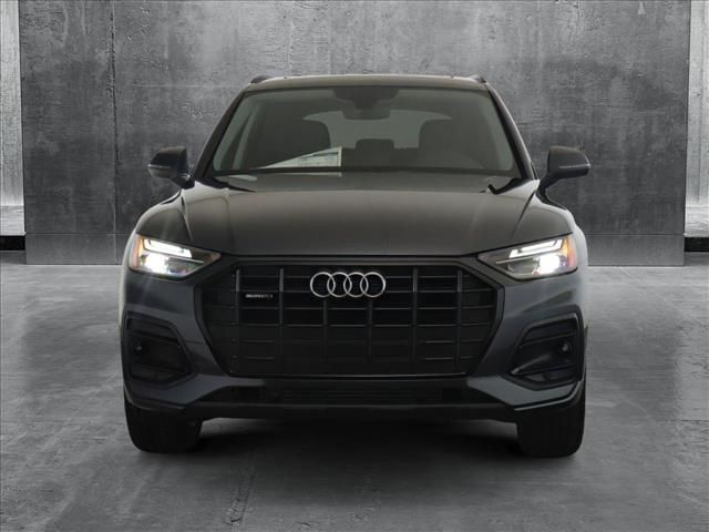 2025 Audi Q5 Premium