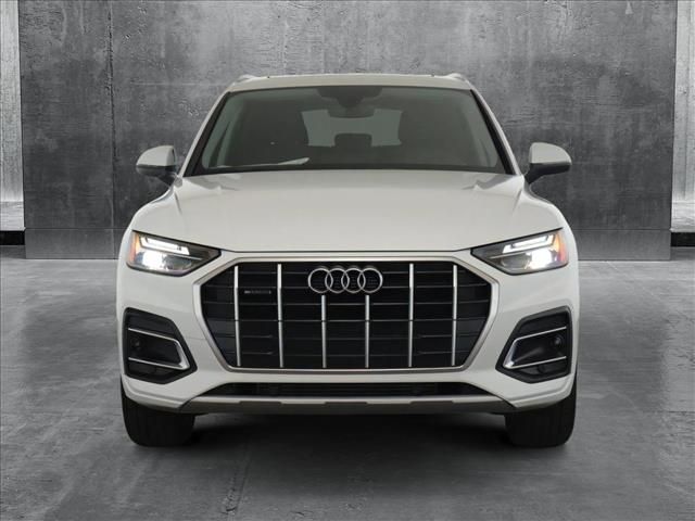 2025 Audi Q5 Premium