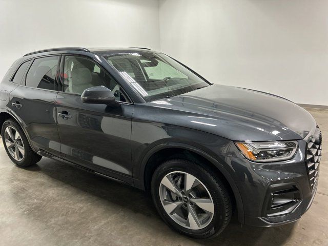 2025 Audi Q5 Premium