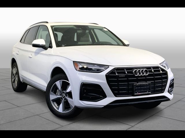 2025 Audi Q5 Premium