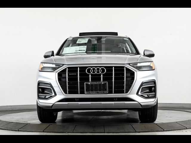 2025 Audi Q5 Premium