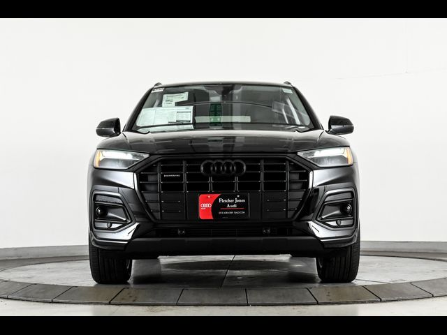 2025 Audi Q5 Premium