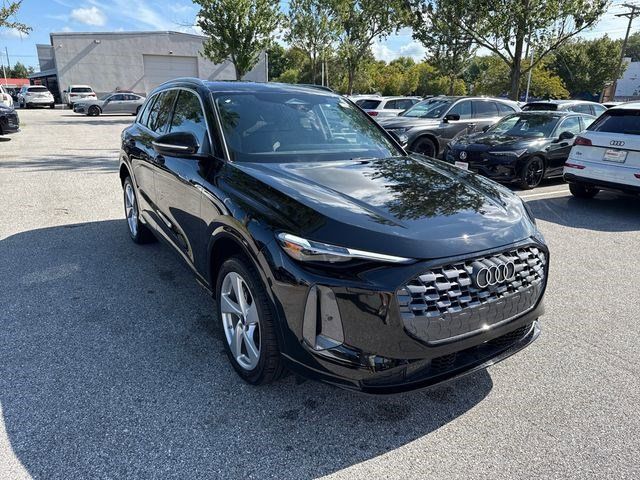 2025 Audi Q5 Premium Plus