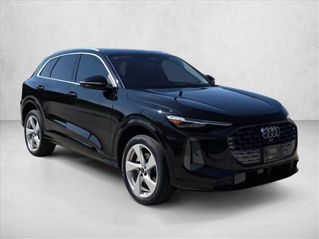 2025 Audi Q5 Premium Plus