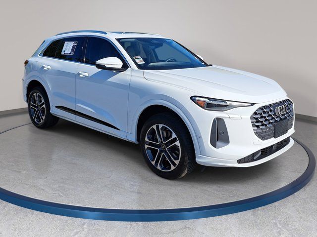 2025 Audi Q5 Premium Plus