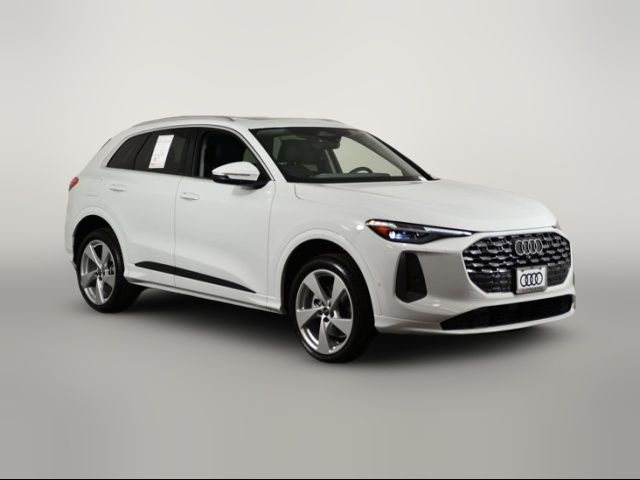 2025 Audi Q5 Premium Plus