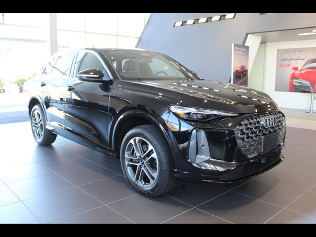 2025 Audi Q5 Premium