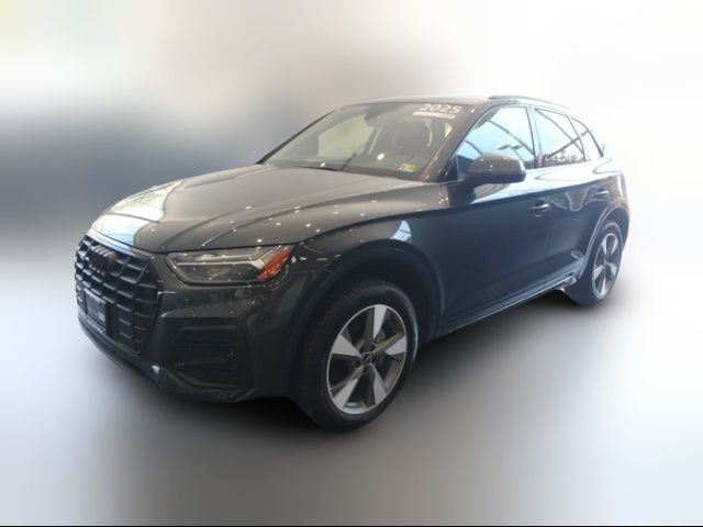 2025 Audi Q5 Premium