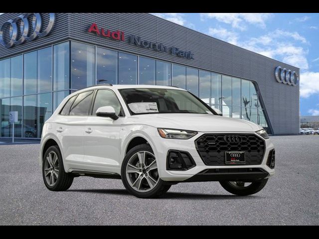 2025 Audi Q5 S Line Premium