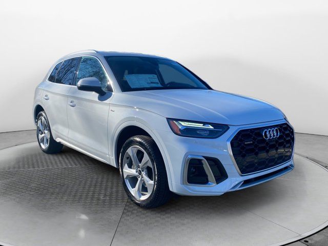 2025 Audi Q5 S Line Premium Plus