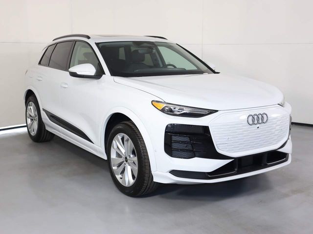 2025 Audi Q6 e-tron Premium