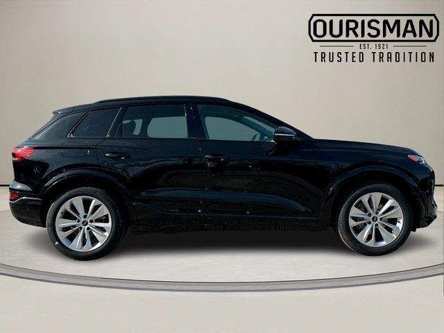 2025 Audi Q6 e-tron Premium