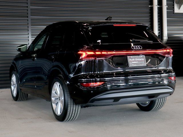 2025 Audi Q6 e-tron Premium