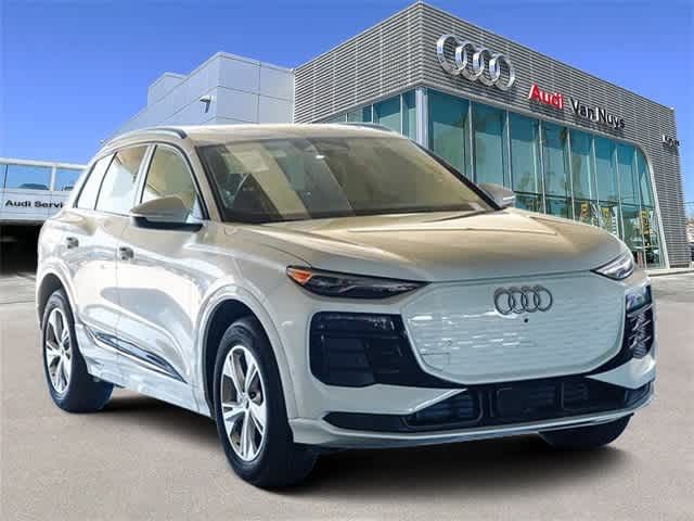 2025 Audi Q6 e-tron Premium