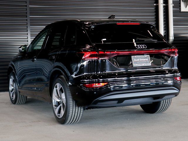 2025 Audi Q6 e-tron Premium