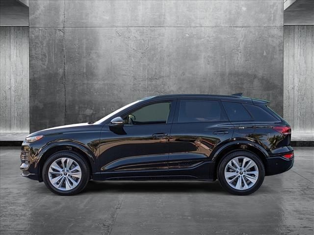 2025 Audi Q6 e-tron Premium Plus